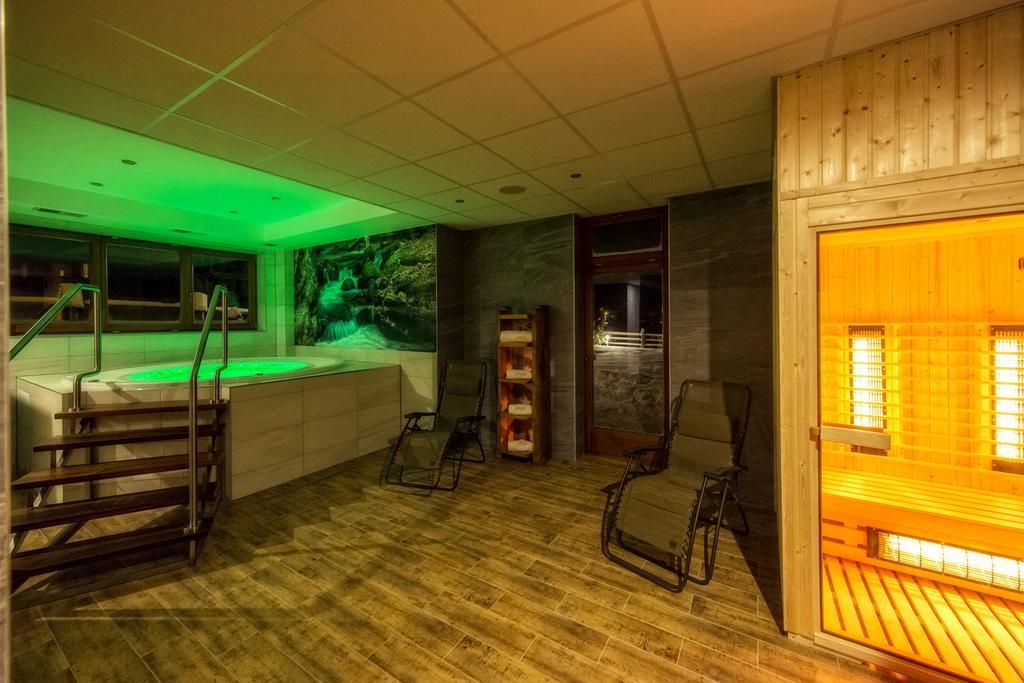 Hotel Eco Tatry Holiday& Spa コシチェリスコ エクステリア 写真